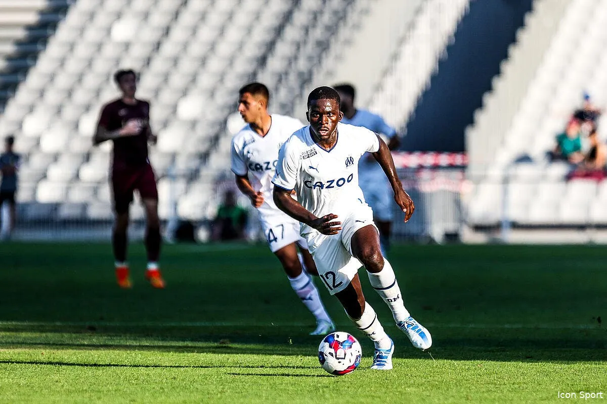 lache par l om dieng sera soutenu par alexis sanchez icon fid 6356 347639