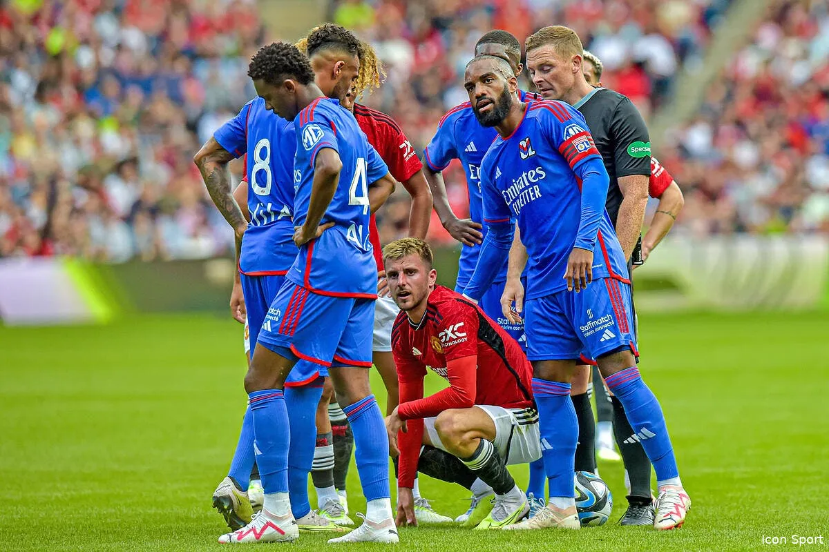 laurent blanc attend un miracle pour l ol icon fil man utd lyon 056 363059