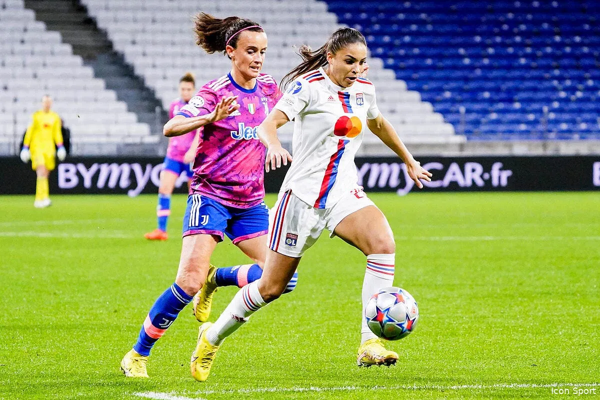 ldc fem dans la douleur l ol se qualifie en quarts icon ruh9118 354909