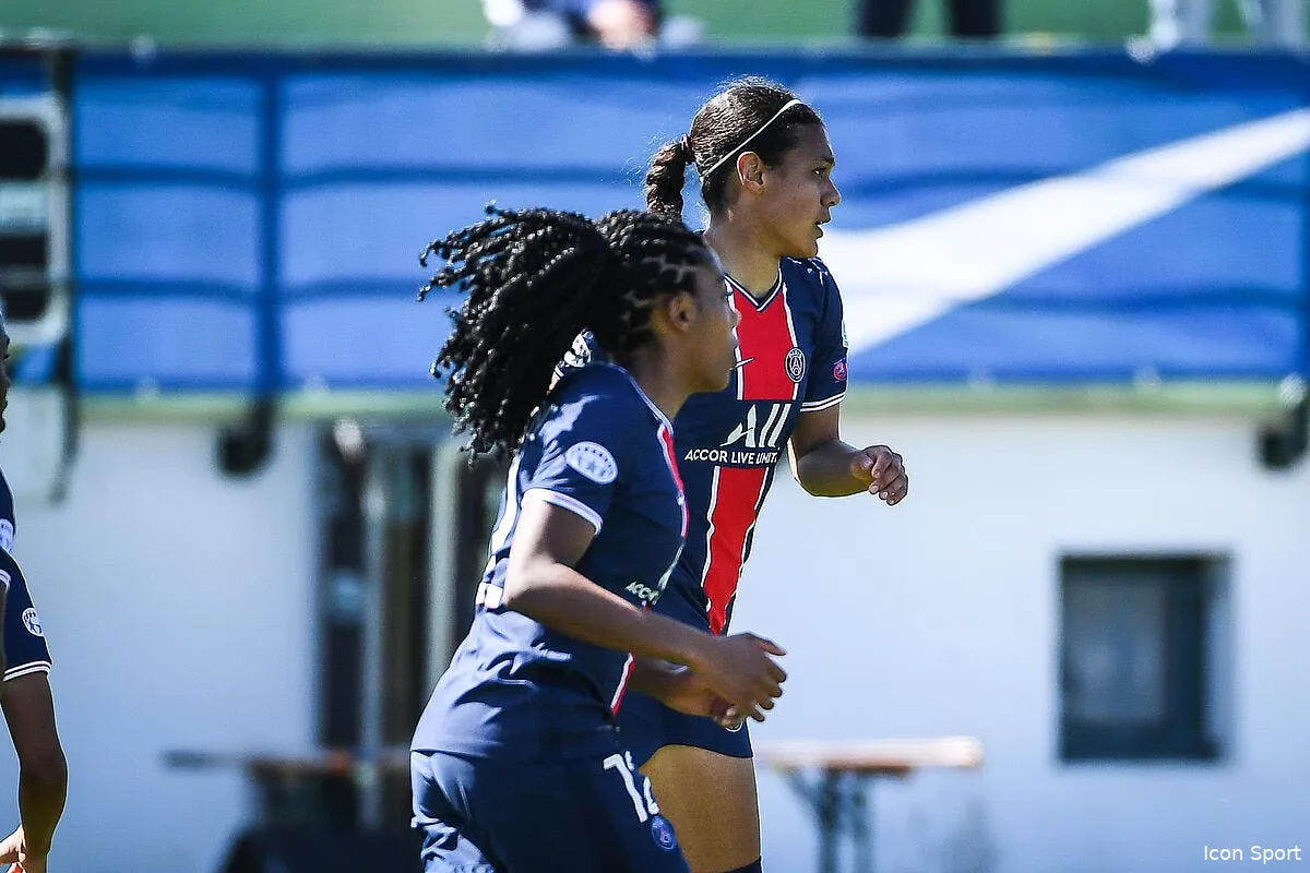 ldc fem le psg accroche par barcelone icon mm1 0005 312527