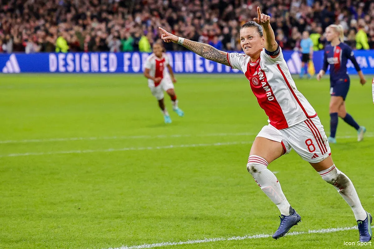 ldc fem le psg se rate a amsterdam icon 570 rsnes15112023 ajapsg 5299 368022