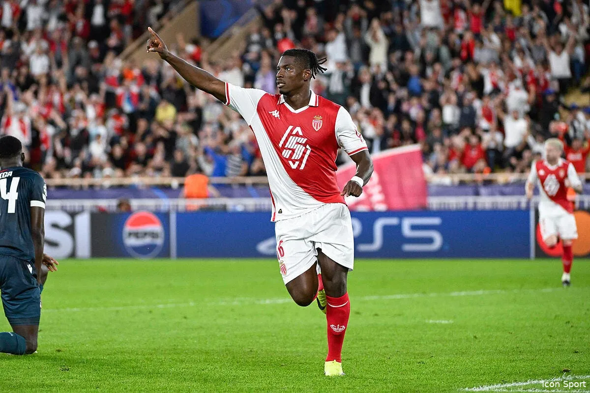 ldc monaco ecrase l etoile rouge et devient leader iconsport 242470 0023 382862