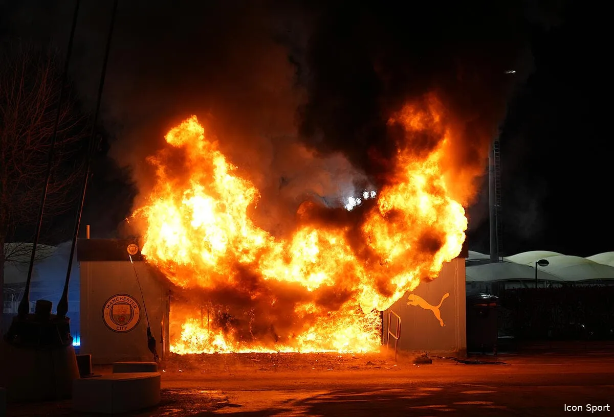 ldc un incendie est survenu juste avant man city bruges iconsport 250828 0009 387610