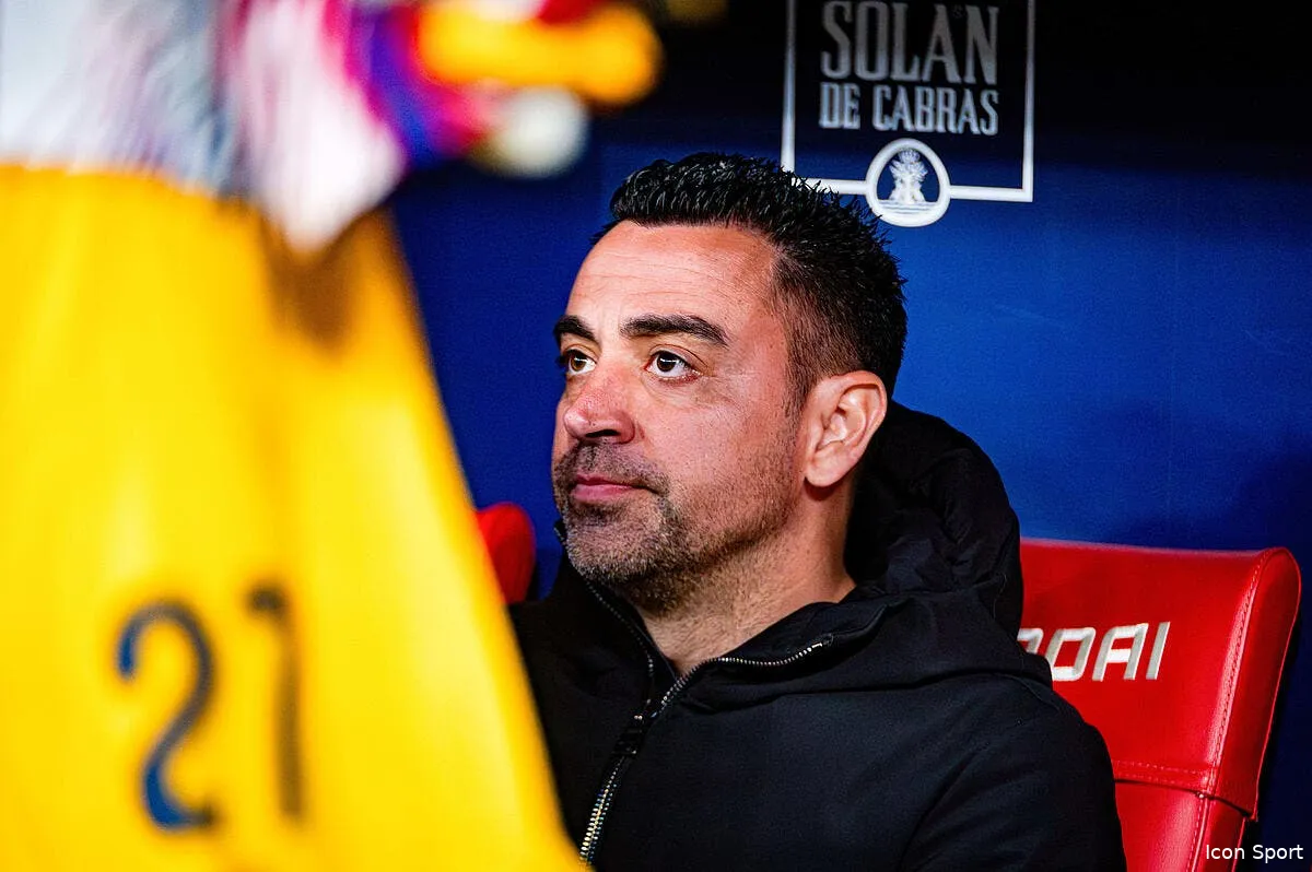 le barca lui doit une somme folle laporta implore xavi iconsport 199817 0035 376317