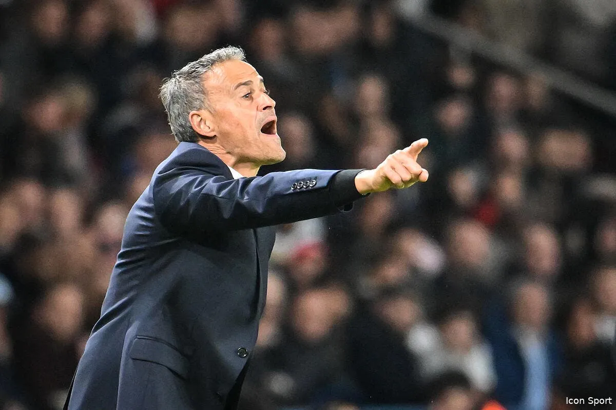 le groupe du psg face a l atletico de madrid iconsport 242473 0211 383527