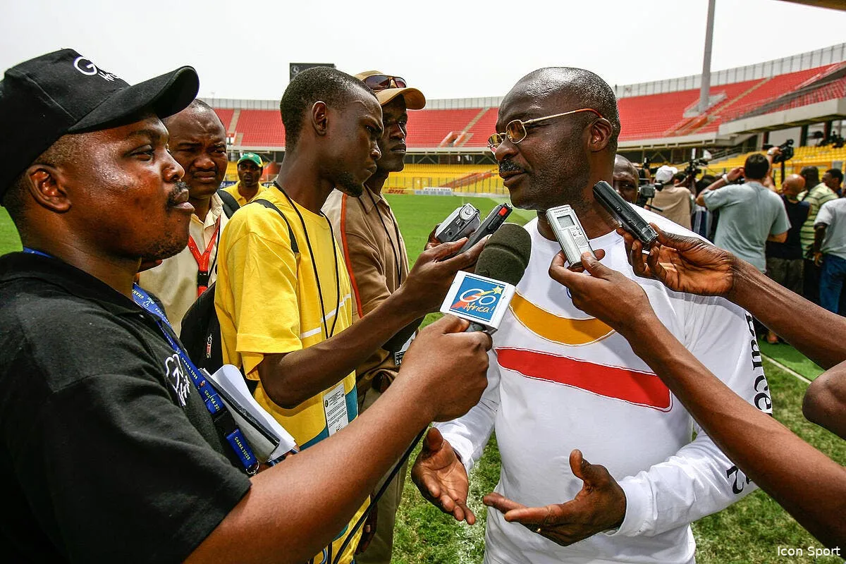 le maghreb indigne de l afrique roger milla met le feu icon onz 090208 08 09 331973