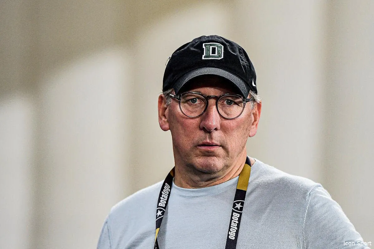 le nouveau renfort allemand de textor a deja du boulot loin de l ol iconsport 181157 0006 373273