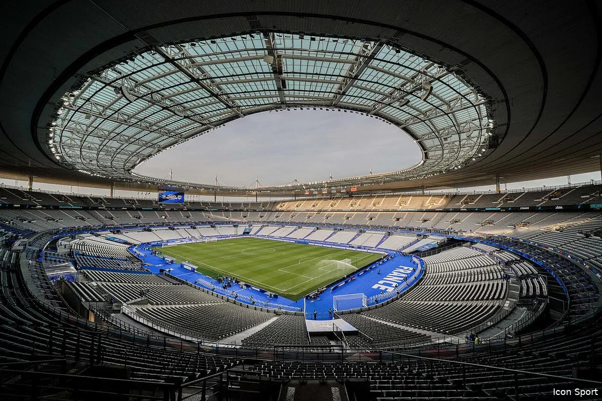 le psg au stade de france il tend la main au qatar icon gepa 20220922 101 116 0003 356078