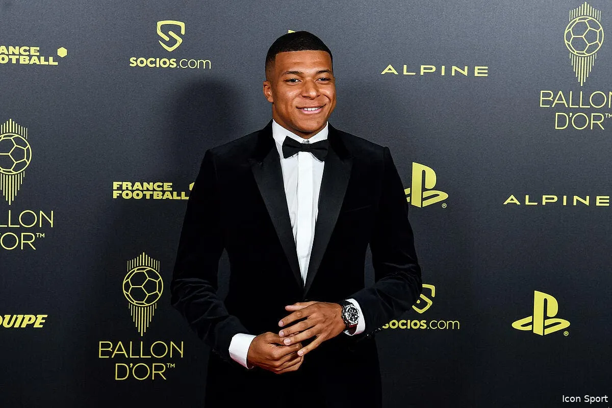 le psg dement le scoop du parisien sur mbappe et s interroge icon bap 171022 93 224 352742