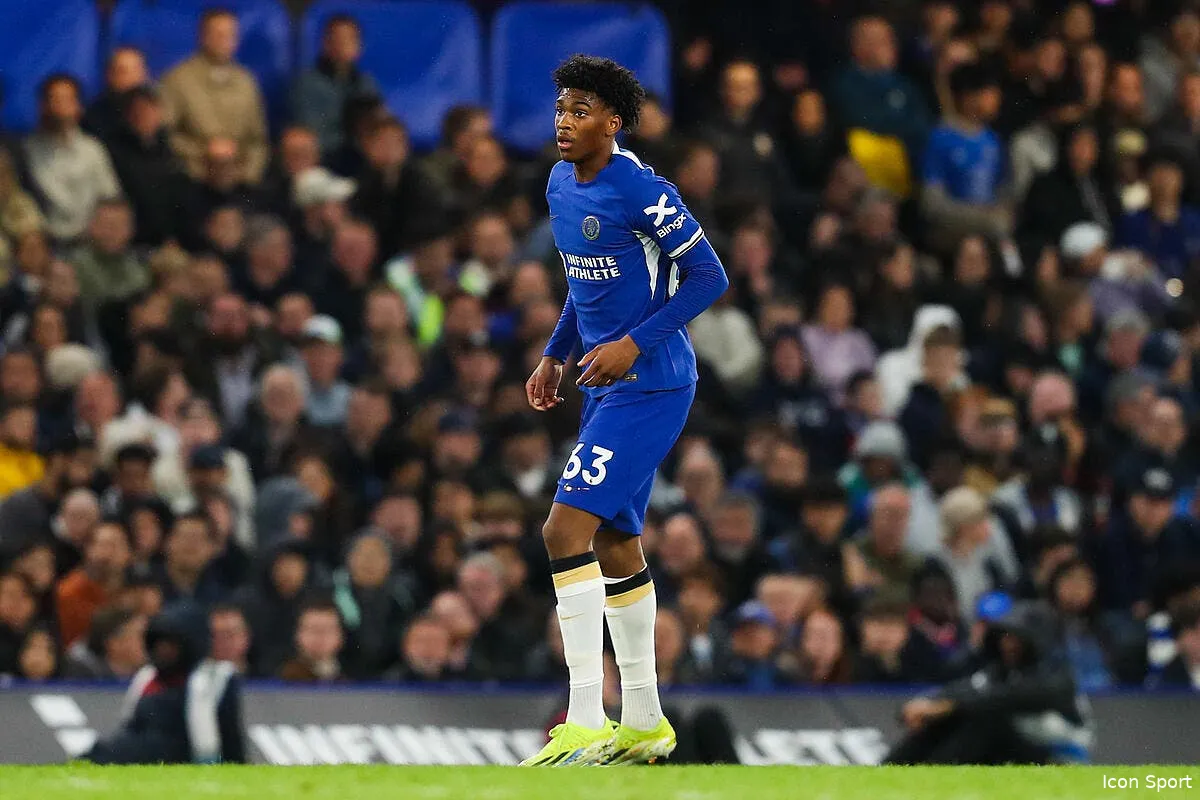 le psg et le real madrid se disputent ce lateral a 15m iconsport 217009 0059 379517