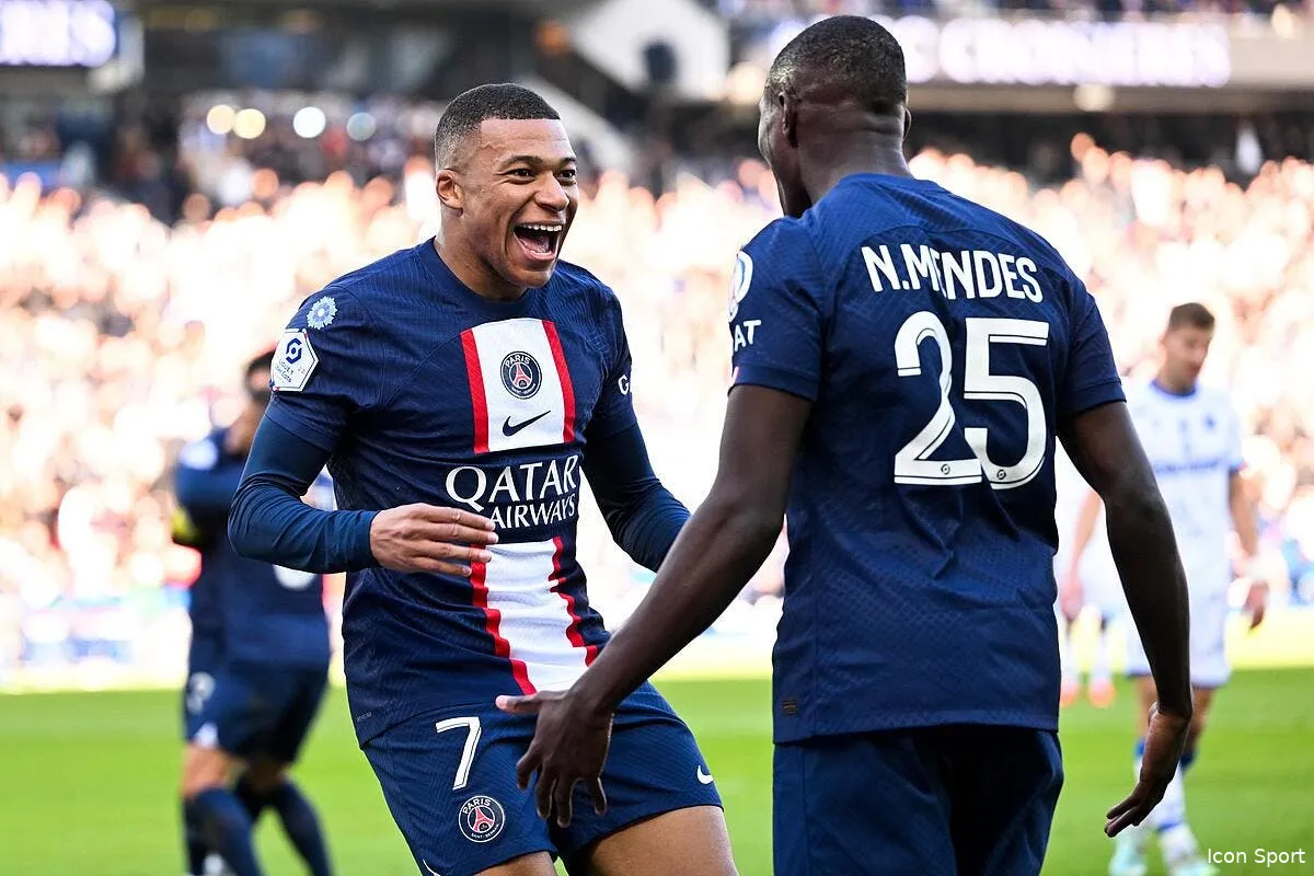 le psg etrille auxerre avant la coupe du monde icon ab8 9228 353505