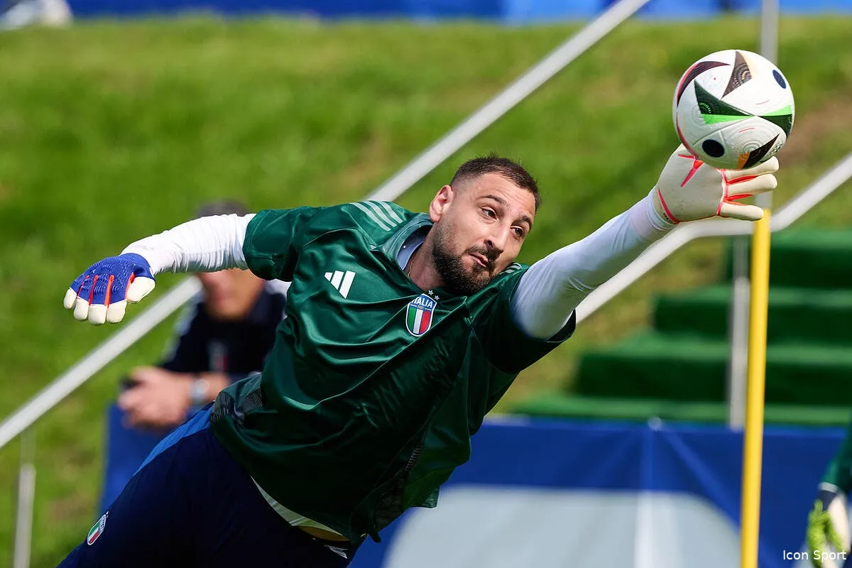 le psg fait n importe quoi avec donnarumma ca va se payer iconsport 232143 0001 377202