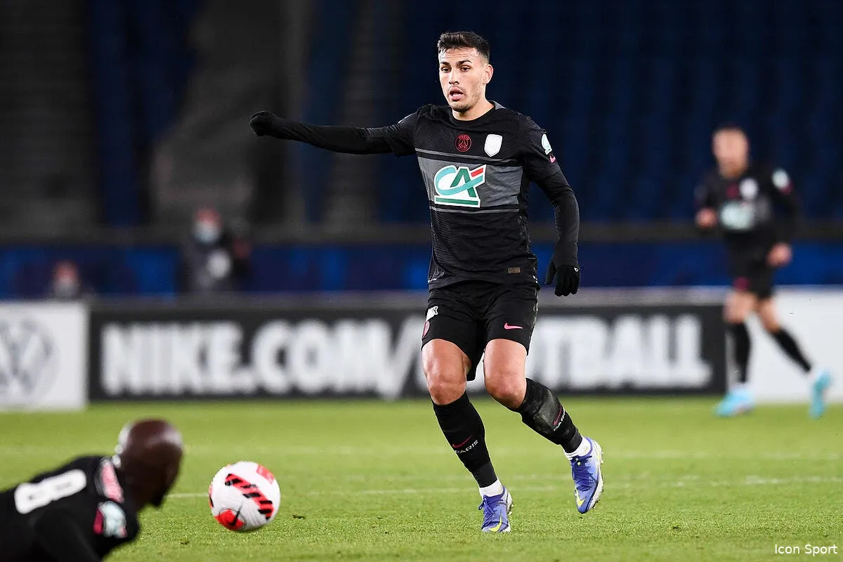 le psg ne joue plus en bleu et rouge la raison devoilee icon pl5 6183 334341