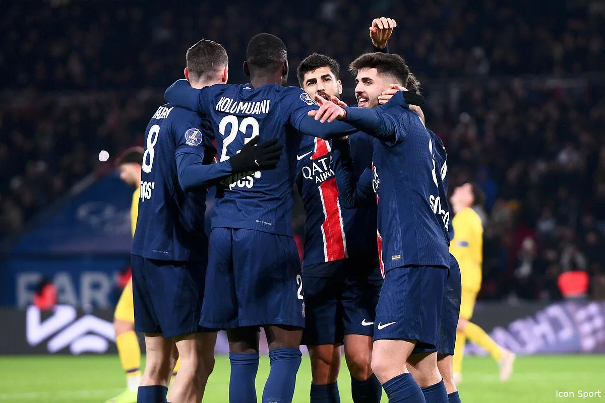 le psg s enerve ces trois indesirables sont invendables iconsport 245593 0184 386368