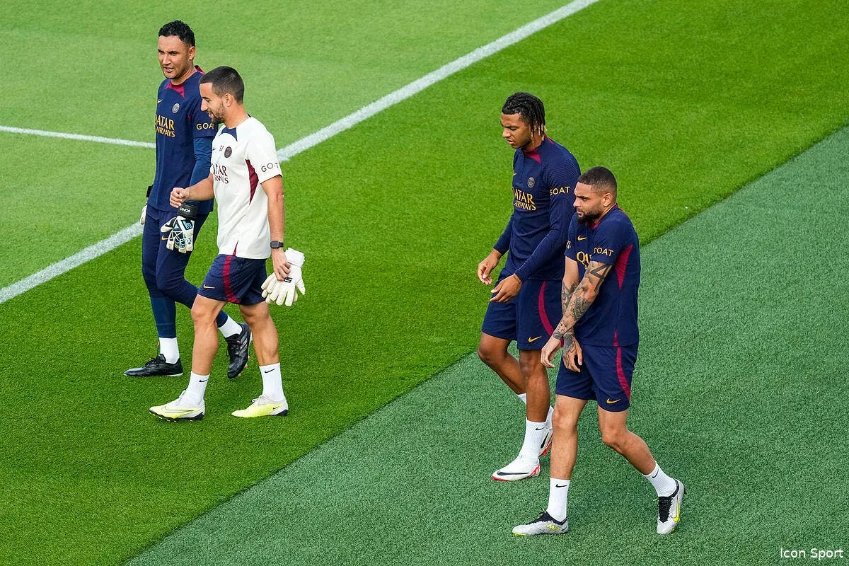 le psg sans verratti mais avec mbappe et dembele a toulouse icon 18082023 dsc7004 364297