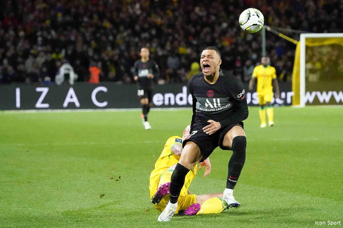 le psg victime de l arbitrage pierre menes veut des sanctions icon edl09075 335319