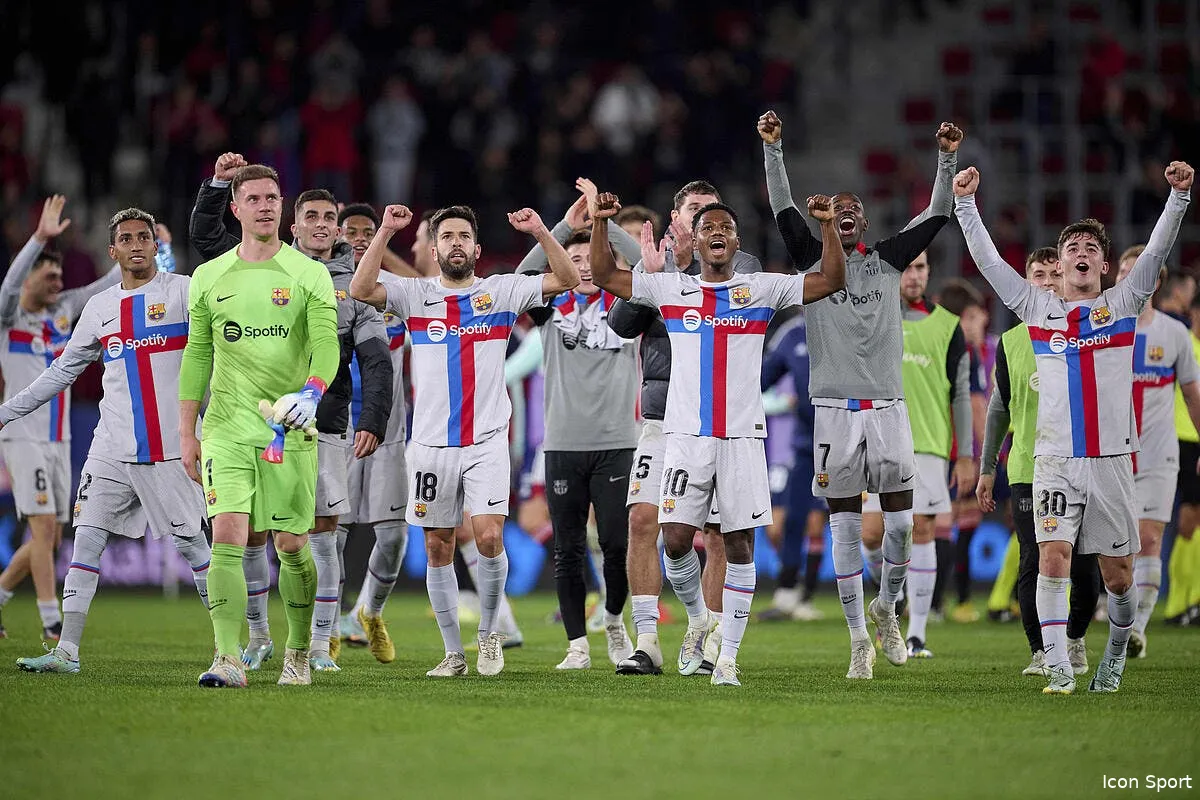 le real champion la var offre le titre au barca barca 6 361382