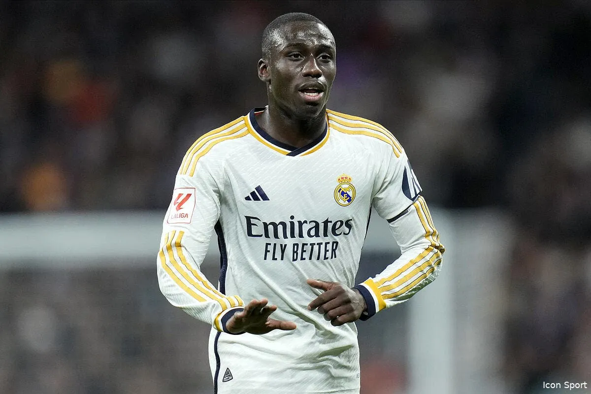 le real madrid vire le meilleur lateral du monde iconsport 192674 0036 372801