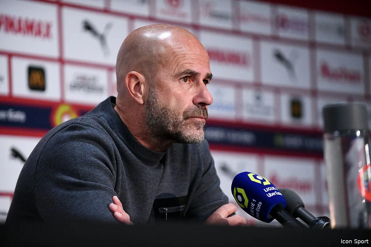 le vestiaire de l ol n a pas lache peter bosz icon pl5 3989 351951