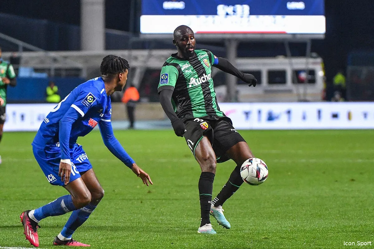 lens accroche bonne affaire pour le psg et l om seko fofana 4 356335