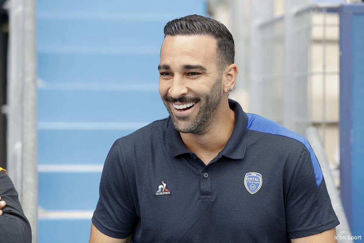 les bleus au qatar adil rami appele a la rescousse icon 62i4865 353945