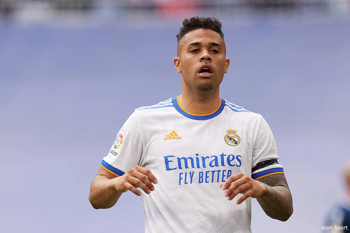 liga le real et le barca pas inspires icon ra 220430 175 341301