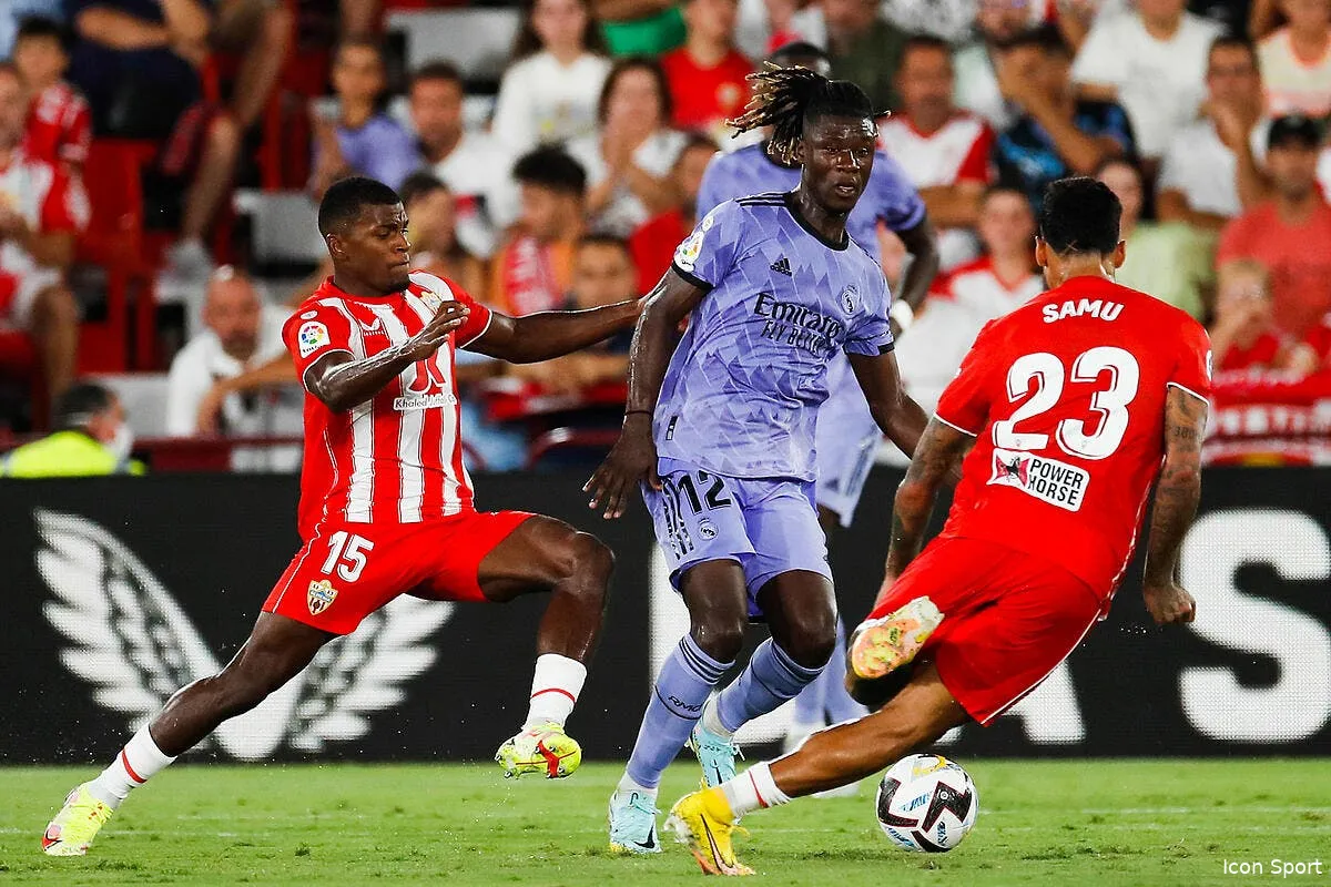 liga le real evite le piege a almeria icon ecommercefotos ecommerce2 125876328 347967