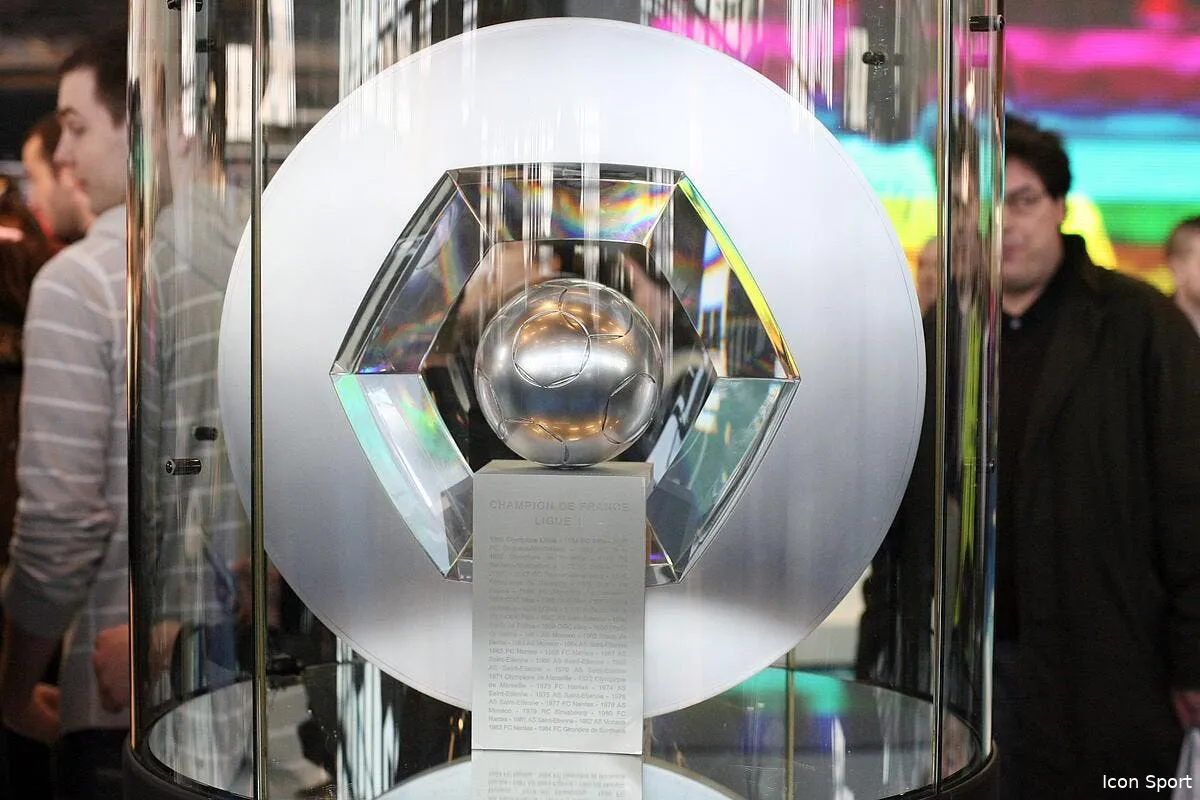 ligue 1 la lfp enterre hexagoal en fin de saison iconsport 035101 0007 373752