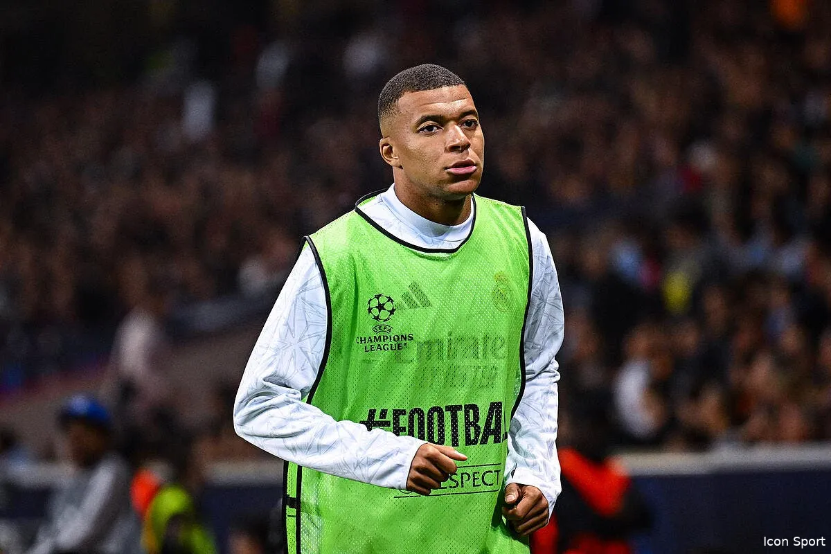 lille madrid mbappe hue lors de son entree en jeu iconsport 240796 0072 382010