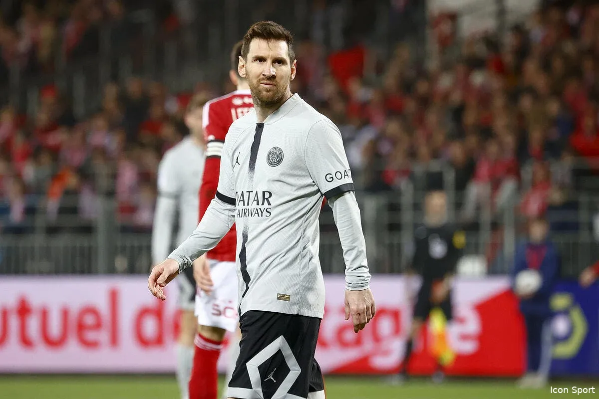 lionel messi prolonge le psg signe son arret de mort icon lr65907 357989