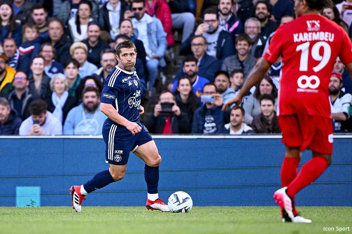 lopez s accroche a bordeaux lizarazu le vire a coups de pied lizarazu 1 378924