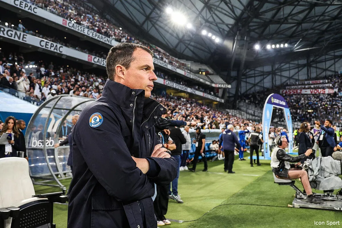 lorient regis le bris menace par des hommes cagoules iconsport 221742 0163 376080