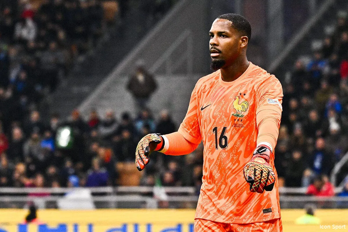 maignan hallucine il n a pas chasse griezmann de l equipe de france iconsport 244724 0365 385719