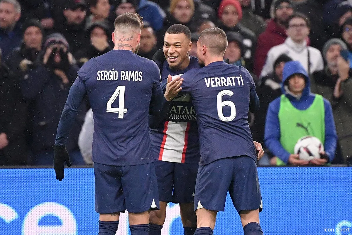 marco verratti chasse du psg par kylian mbappe icon ab1 5853 2 360787