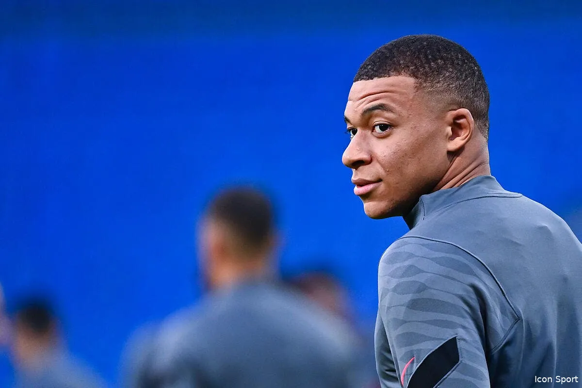 mbappe au barca le coup de folie icon dib 080322 10 66 337533