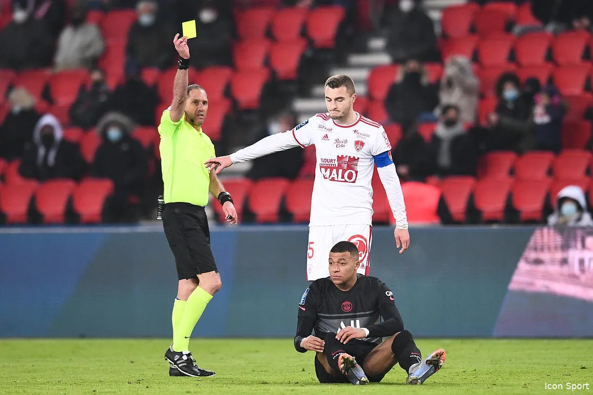 mbappe blesse le psg ne le mettra pas en danger icon 021476 0805 332835