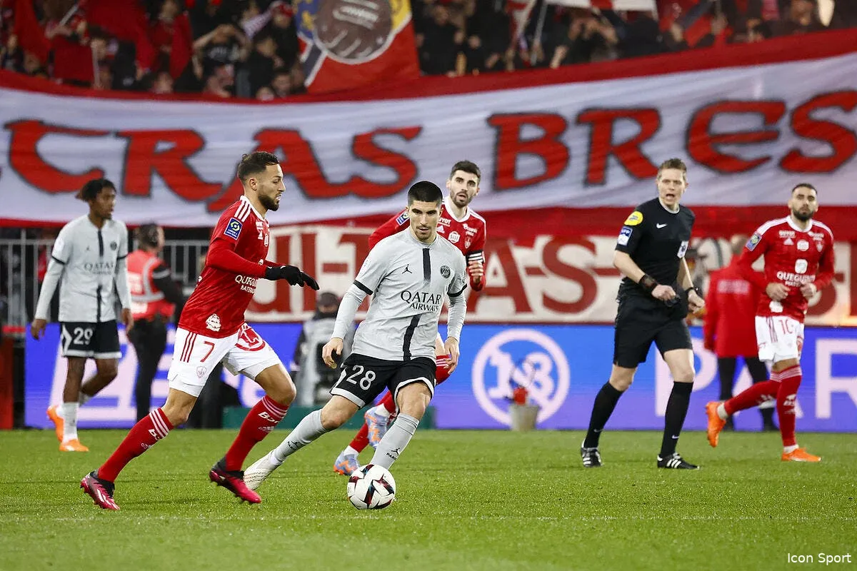 mbappe crucifie brest le psg s envole en l1 icon lr65549 357981