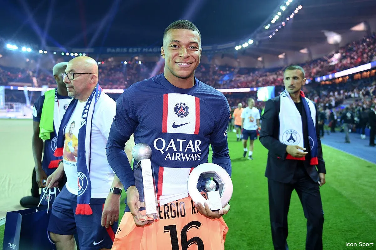 mbappe debarque a madrid et declenche une guerre icon pl2 6550 362911