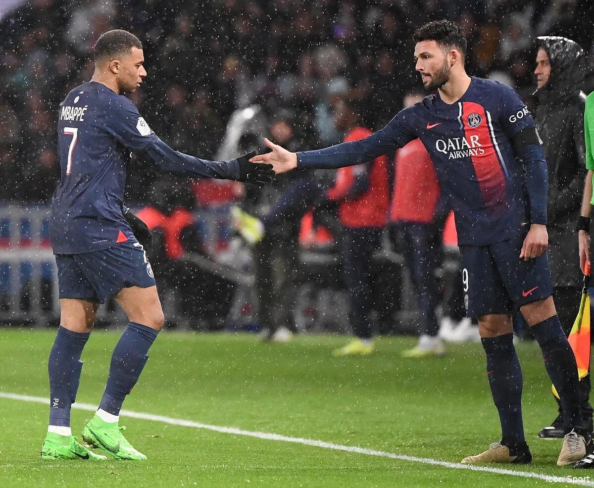 mbappe jette son brassard la sanction est immediate mbappe 372442