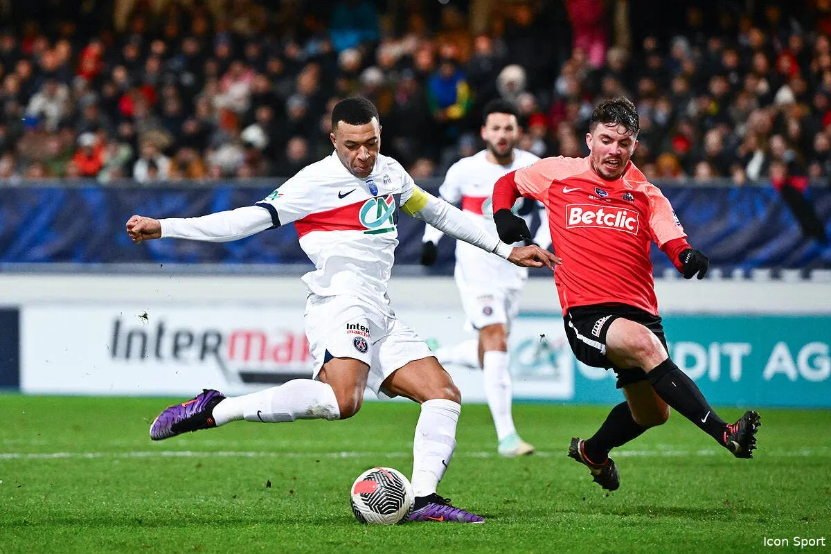 mbappe nouveau roi du football michel drucker se prosterne icon dib 070124 10 168 370507