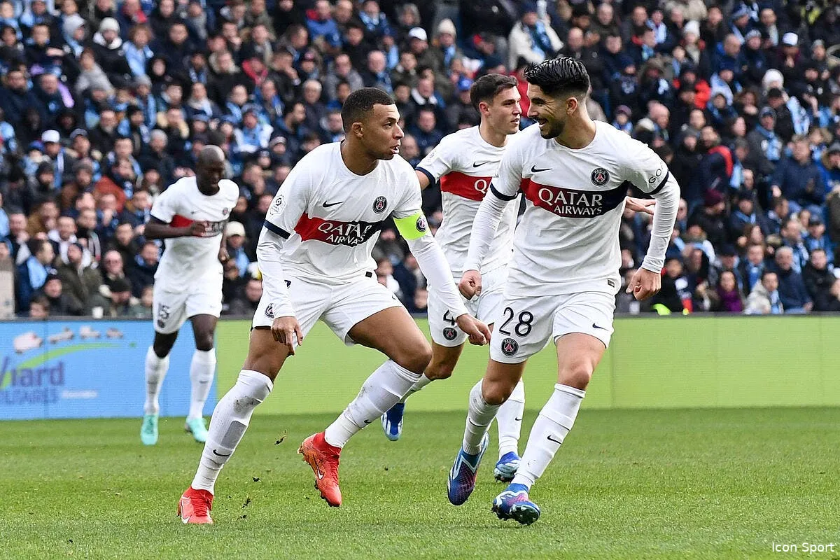 mbappe porte un psg reduit a 10 contre le havre icon pl2 9900 368757