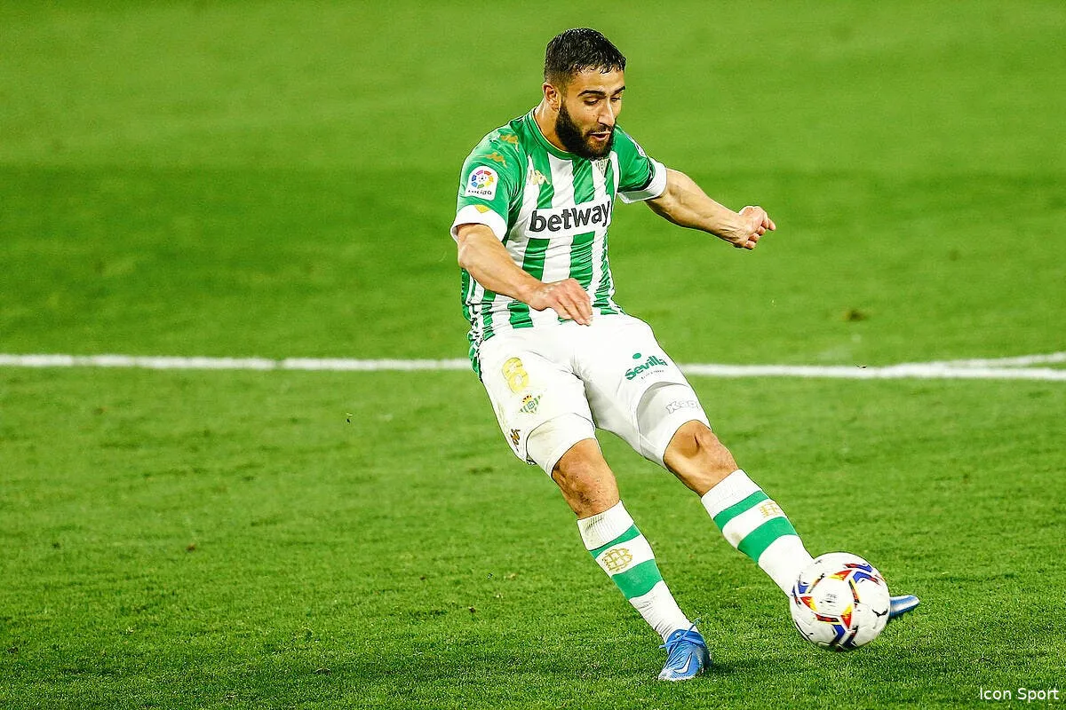mercato arsenal chaud mais recale pour fekir icon ap 210319 088 316651