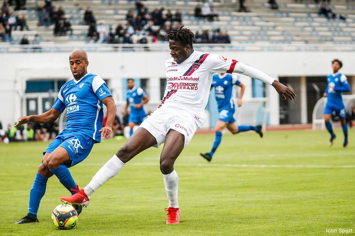 mercato bordeaux se prend un mur pour bayo icon 25i6855 copie 320239