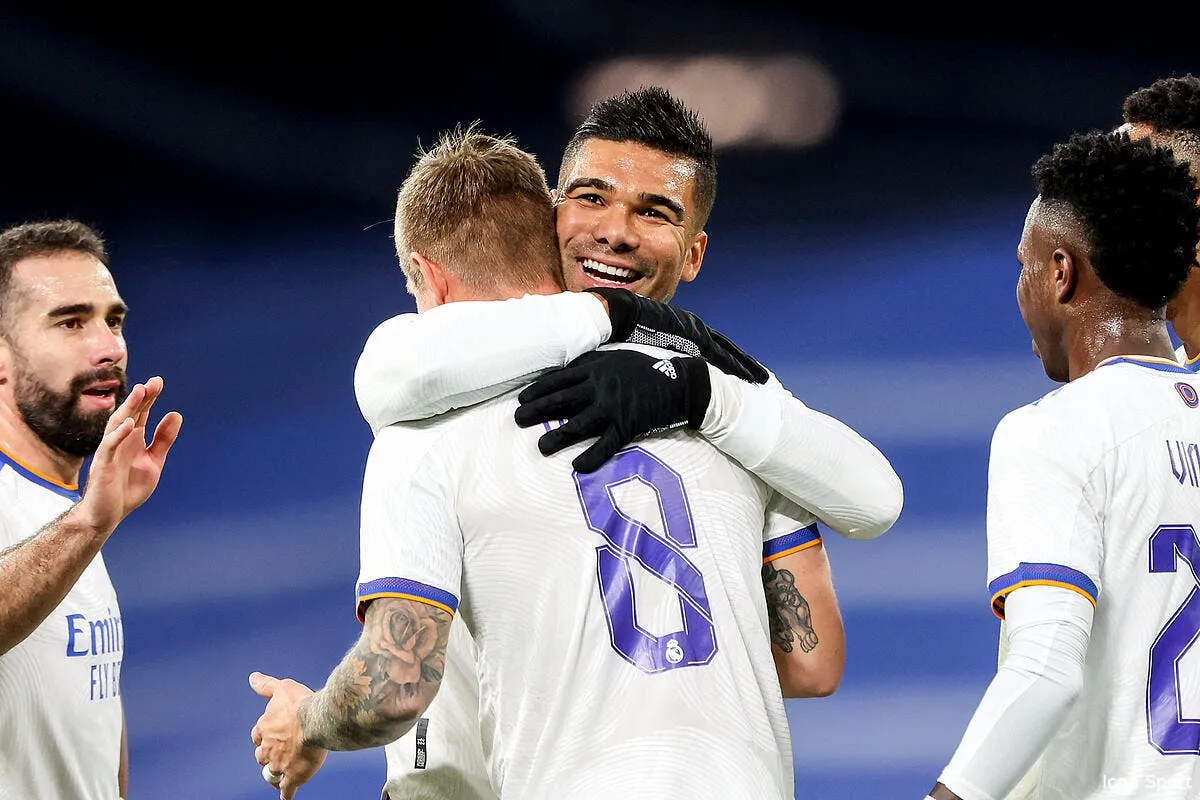 mercato casemiro attend le coup de fil du psg icon 011464 0063 331329