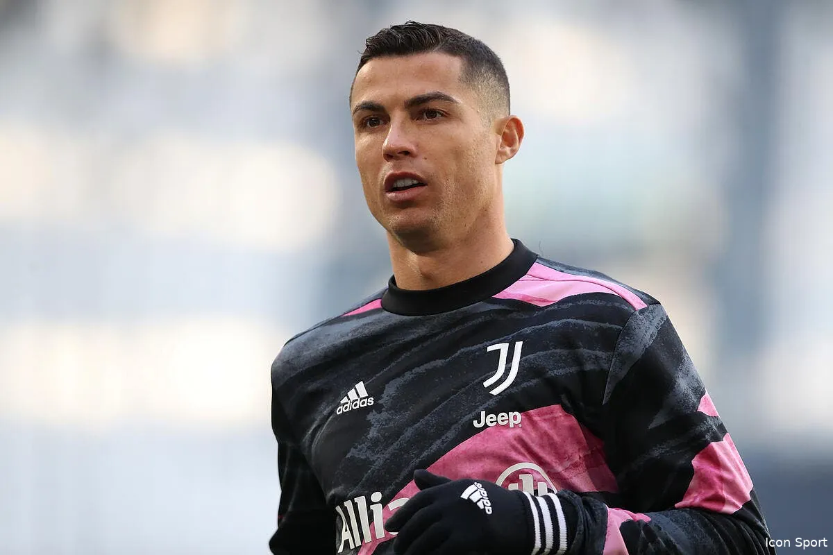 mercato cristiano ronaldo menace la juventus d un depart icon spi 057 jm juve benevento 310079