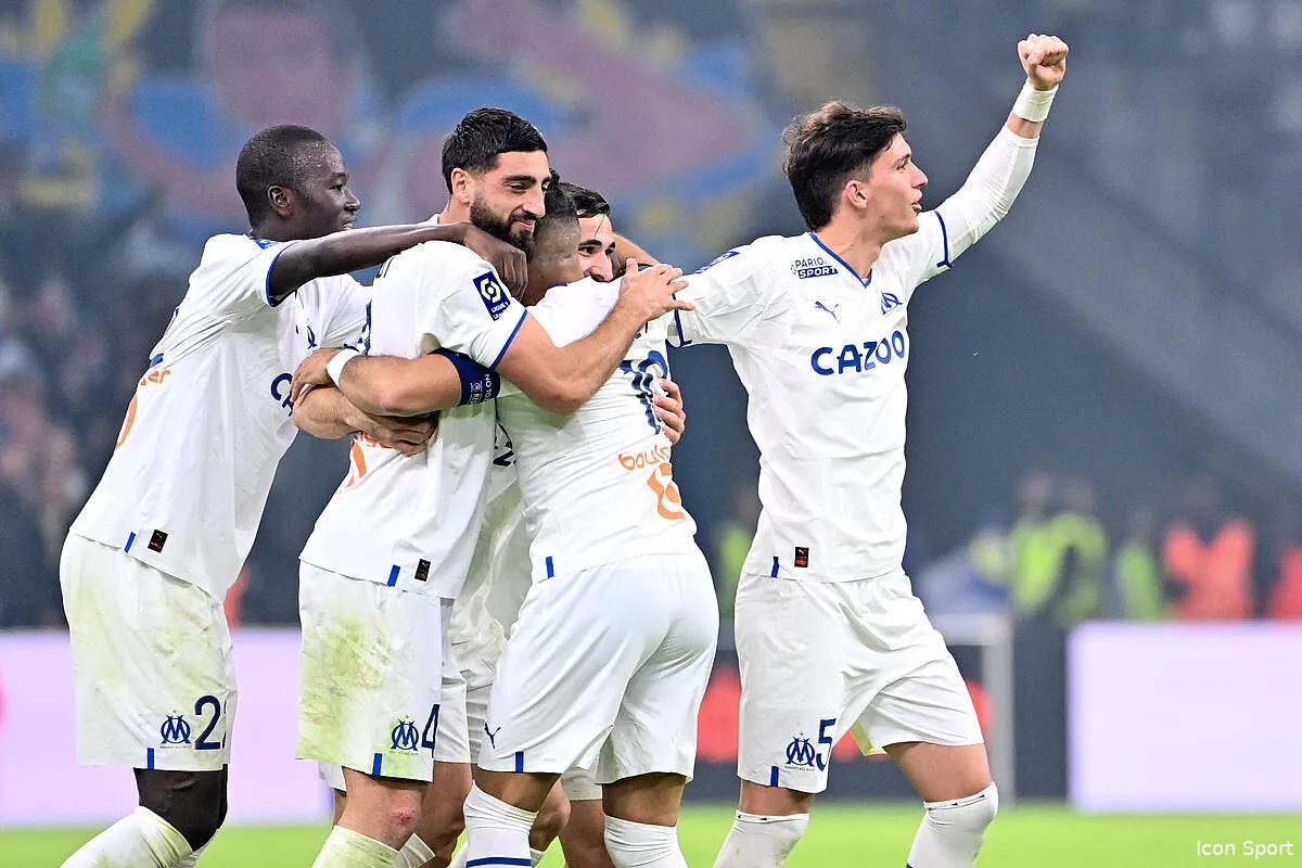 mercato l ajax frappe a la porte de l om pour balerdi icon dsc 2838 2 355488