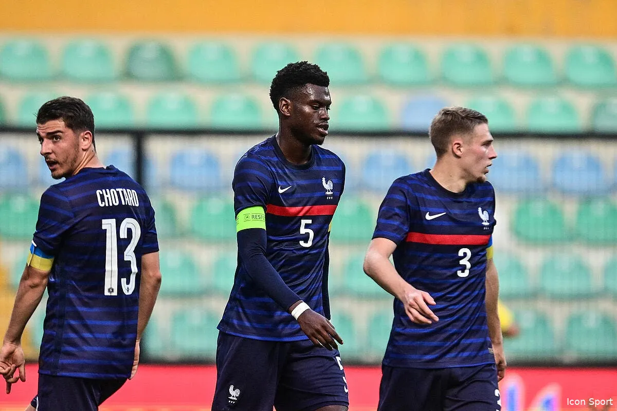 mercato seville brulant sur benoit badiashile icon ukraineu21 v franceu21 090622 43 343419