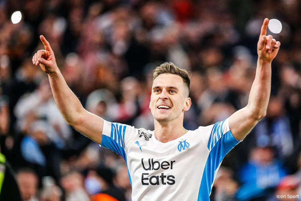 milik vendu par l om l italie a l affut icon d1r0330 337481