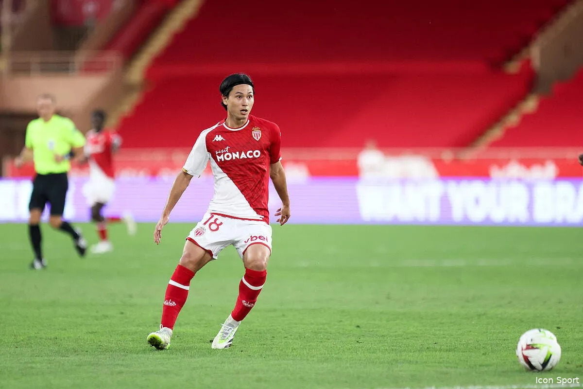 minamino voit double monaco corrige strasbourg icon fid 7092 364393