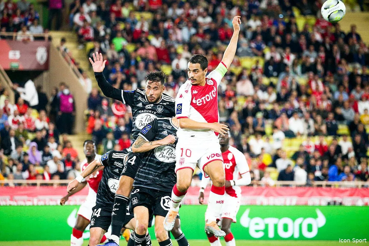 monaco revient de loin et prend la deuxieme place a l om icon b28y1408 341231